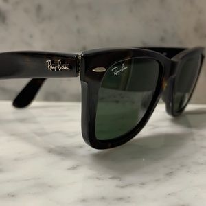 ORIGINAL WAYFARER CLASSIC RAY BAN SUNGLASSES - TORTOISE